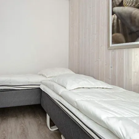 Two-bedroom In 37 *